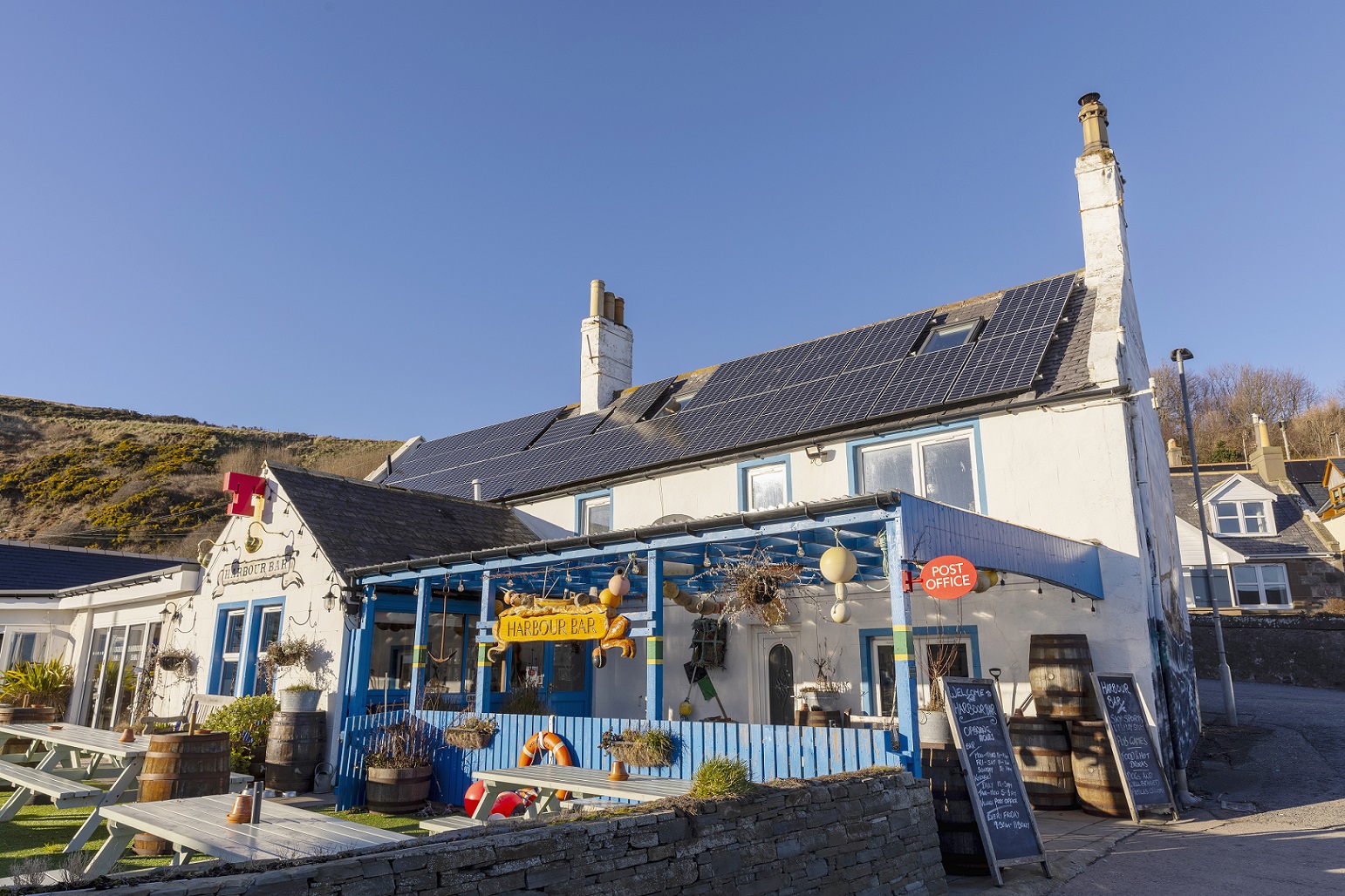 Exterior of the Harbour Bar Gourdon